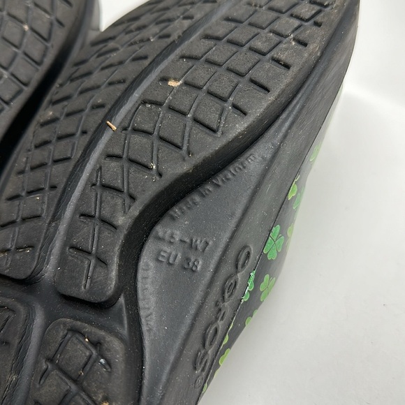 Oofos Ooahh Shamrock Sport Recovery Slide Sandal Shoe Green Clover Leaf Womens 7 - Picture 7 of 8